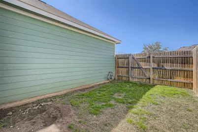 1604 Los Olivios Way, Austin, TX 78725 - Photo 23