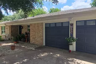 1005 George St, Taylor, TX 76574 - Photo 3