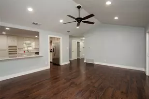 1005 George St, Taylor, TX 76574 - Photo 7
