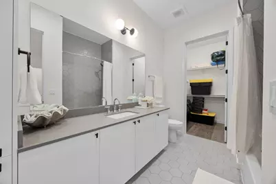 800 Embassy Drive #229, Austin, TX 78702 - Photo 27