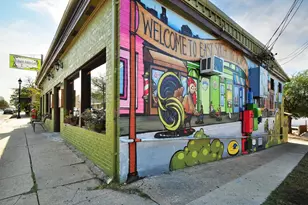 800 Embassy Dr, Austin, TX 78702 - Photo 39