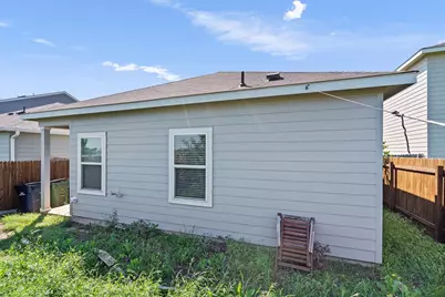 205 Athena Way, Jarrell, TX 76537 - Photo 17