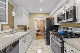 10102 Pond View Cir, Austin, TX 78753 - Photo 7
