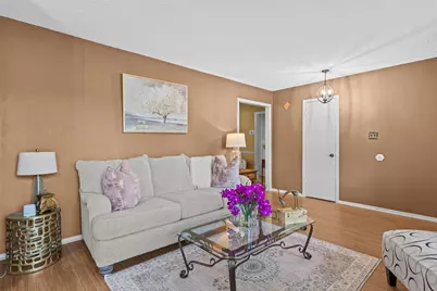 10102 Pond View Circle, Austin, TX 78753 - Photo 11