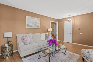 10102 Pond View Cir, Austin, TX 78753 - Photo 11