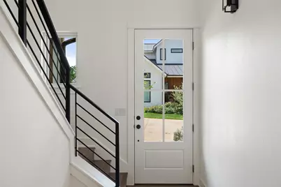 4020 Valley View Road #B, Austin, TX 78704 - Photo 5