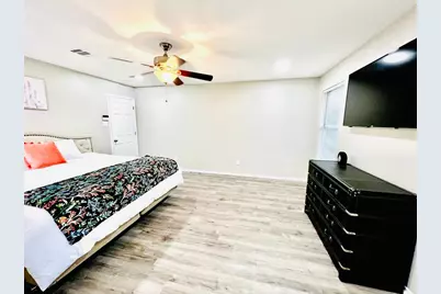 1002 Port Daniel Drive, Leander, TX 78641 - Photo 7