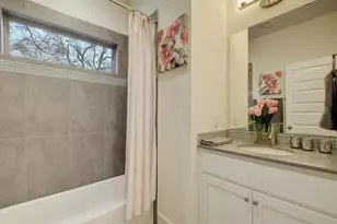 720 Pedernales St, Austin, TX 78702 - Photo 9