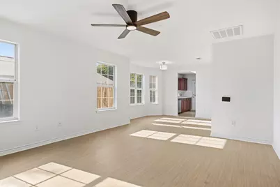 7100 Villita Avenida Street, Austin, TX 78741 - Photo 3