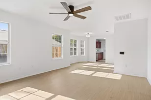 7100 Villita Avenida St, Austin, TX 78741 - Photo 3