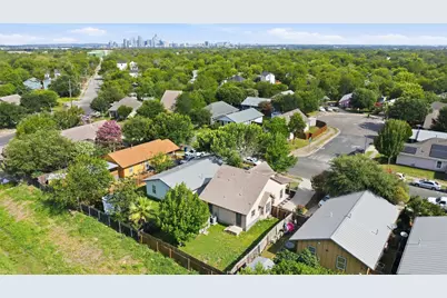 7100 Villita Avenida Street, Austin, TX 78741 - Photo 13