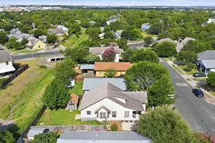 7100 Villita Avenida St, Austin, TX 78741 - Photo 27