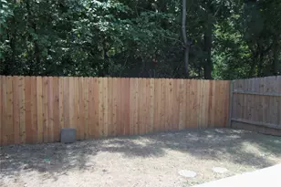 2005 Iroquois Ln, Austin, TX 78741 - Photo 15