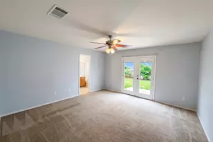 12512 La Paz Ln, Del Valle, TX 78617 - Photo 13
