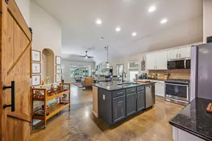 7104 Bay City Bend, Austin, TX 78725 - Photo 5