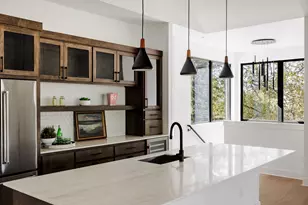 2504 Bluffview Dr, Austin, TX 78704 - Photo 21