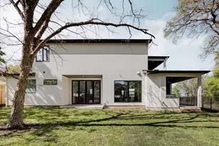 2504 Bluffview Dr, Austin, TX 78704 - Photo 27