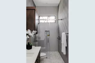 2504 Bluffview Drive, Austin, TX 78704 - Photo 29