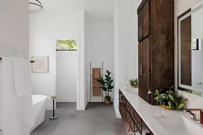 2504 Bluffview Drive, Austin, TX 78704 - Photo 15