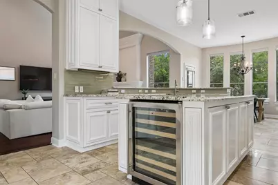 11813 Eagles Glen Drive, Austin, TX 78732 - Photo 15