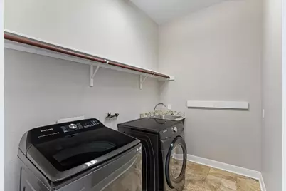 11813 Eagles Glen Drive, Austin, TX 78732 - Photo 19