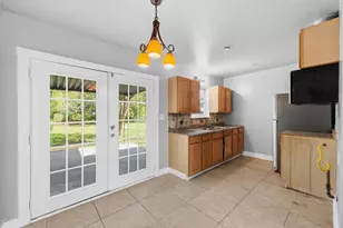 6214 Club Terrace, Austin, TX 78741 - Photo 5