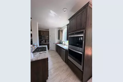 668 Fairview Drive, Rockdale, TX 76567 - Photo 13