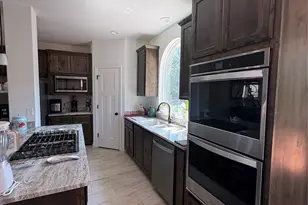 668 Fairview Dr, Rockdale, TX 76567 - Photo 13