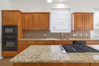 18933 Colonial Manor Lane, Pflugerville, TX 78660 - Photo 9