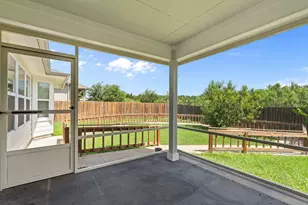 16512 Enamorado Rd, Manor, TX 78653 - Photo 11