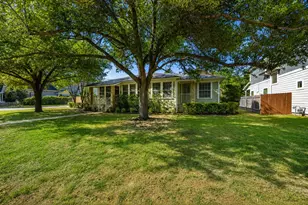 924 E 52nd St, Austin, TX 78751 - Photo 31
