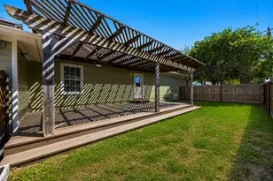 924 E 52nd St, Austin, TX 78751 - Photo 27