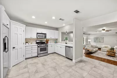 924 E 52nd Street #A, Austin, TX 78751 - Photo 3