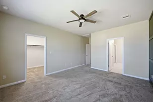 104 Ladolia Ln, San Marcos, TX 78666 - Photo 13