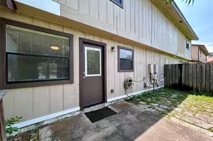 8800 Clearbrook Trail, Austin, TX 78729 - Photo 21