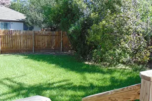 1025 Mohican, Round Rock, TX 78665 - Photo 17