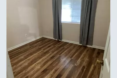 5415 Walnut Grove Drive, Austin, TX 78744 - Photo 5