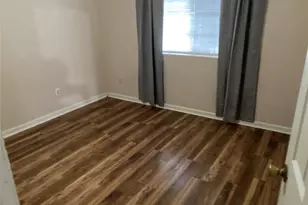 5415 Walnut Grove Dr, Austin, TX 78744 - Photo 5