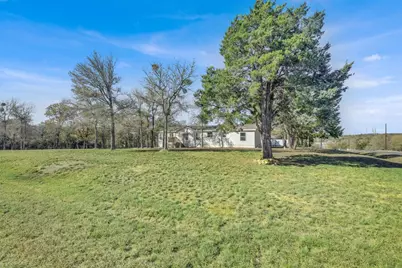 120 N Webberwood Way, Elgin, TX 78621 - Photo 5