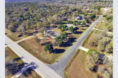 120 N Webberwood Way, Elgin, TX 78621 - Photo 3