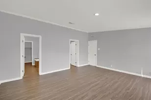 120 N Webberwood Way, Elgin, TX 78621 - Photo 25