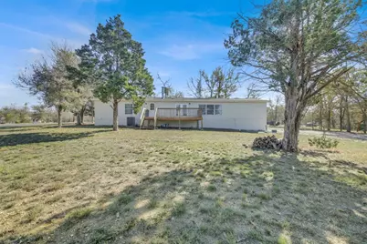 120 N Webberwood Way, Elgin, TX 78621 - Photo 31