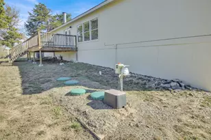 120 N Webberwood Way, Elgin, TX 78621 - Photo 33