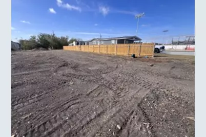 708 E Pecan Street, Granger, TX 76530 - Photo 3