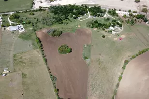240 County Rd 344, Jarrell, TX 76537 - Photo 9