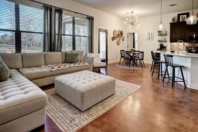 338 W Keanahalululu Lane, Bastrop, TX 78602 - Photo 5