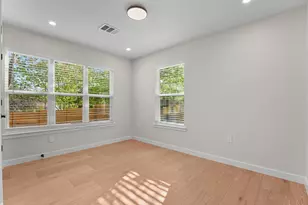 3008 Cedarlawn Cir, Austin, TX 78723 - Photo 19
