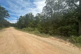 246 Arrowhead Dr, Smithville, TX 78957 - Photo 1
