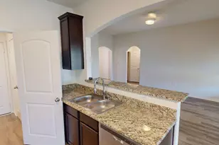 1531 Twin Estates Dr, Kyle, TX 78640 - Photo 13