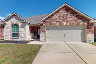 1531 Twin Estates Dr, Kyle, TX 78640 - Photo 1
